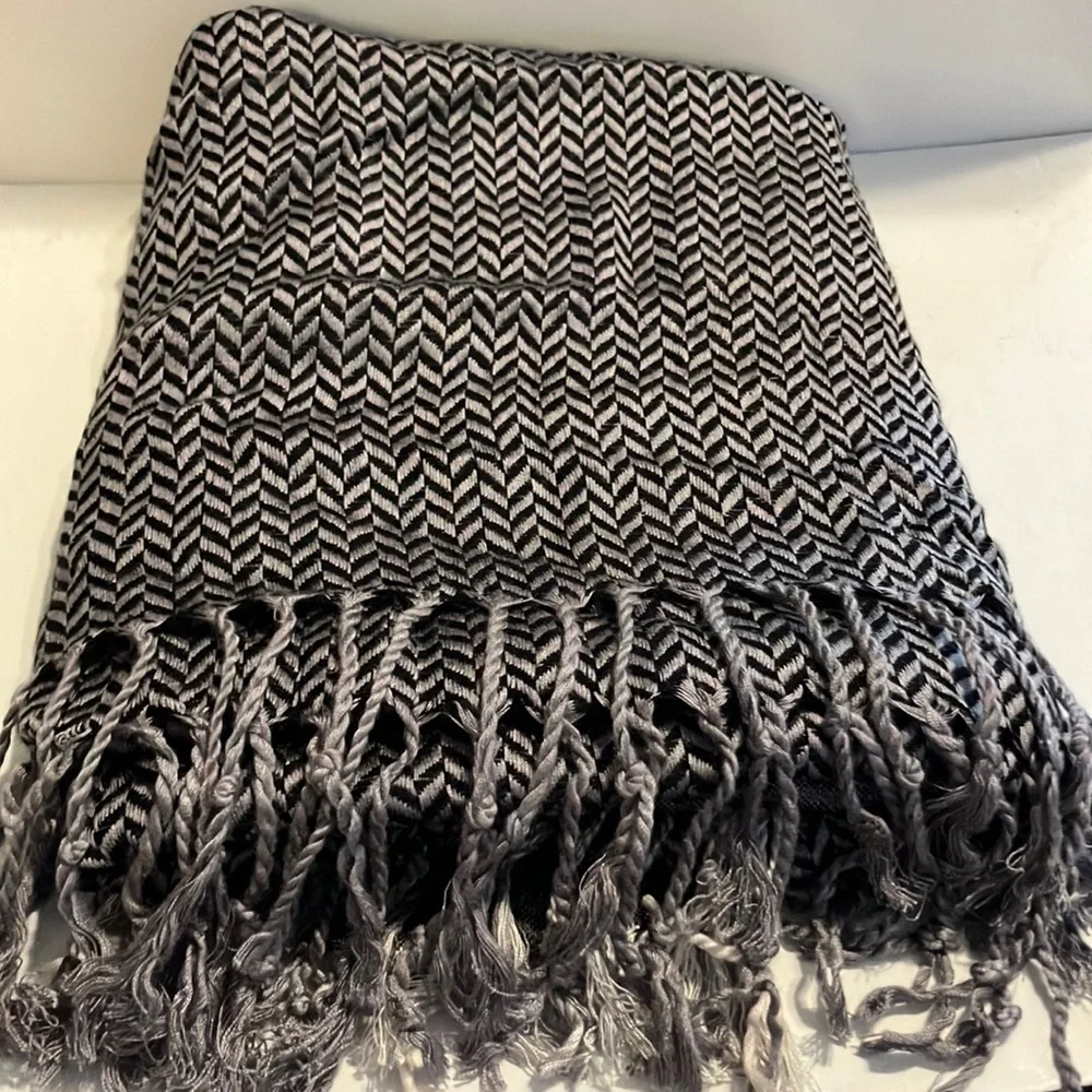 Black and Silver Chevron Patterned‎ Scarf